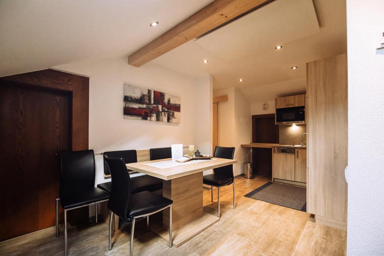 Landhaus Gasser เวนส์ ภายนอก รูปภาพ