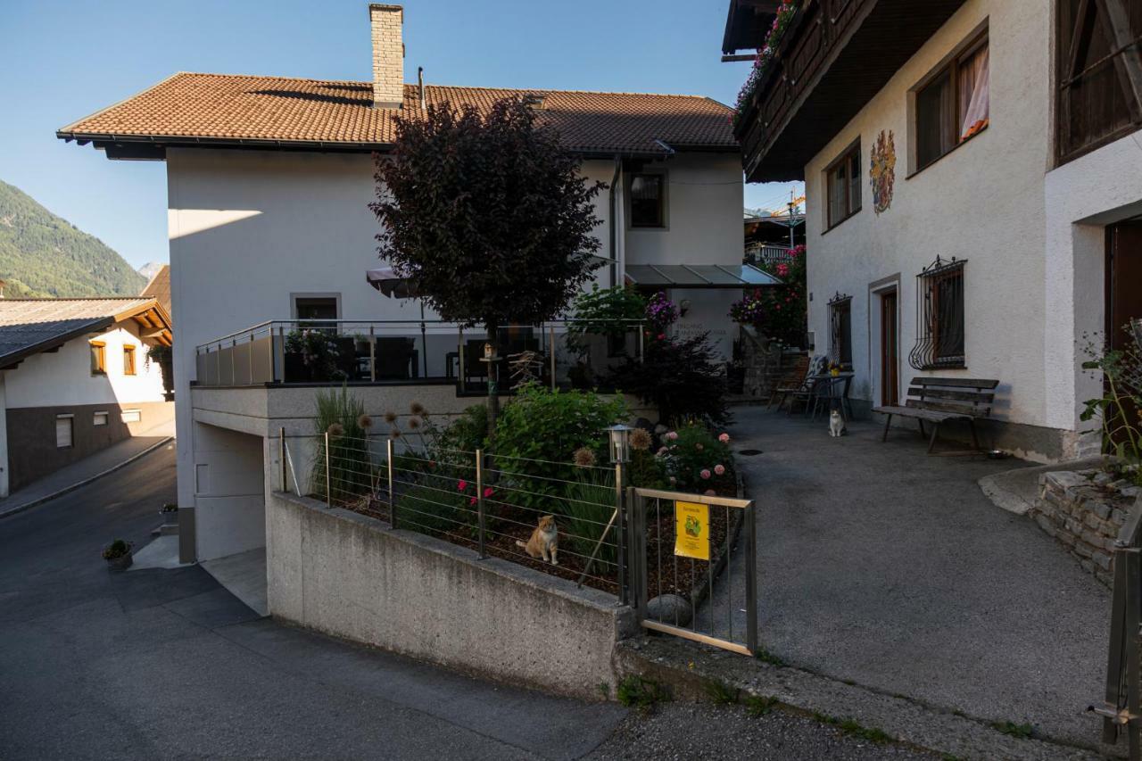 Landhaus Gasser เวนส์ ภายนอก รูปภาพ